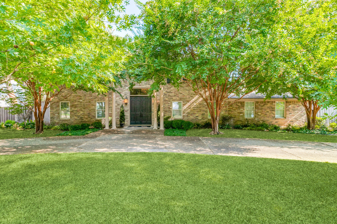 6877 Gaston Ave, Dallas, TX 75214